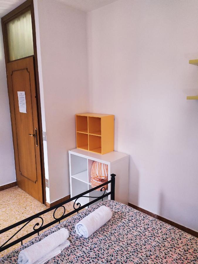 Two Steps From Rialto Hotell Venezia Eksteriør bilde